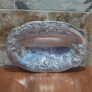 TableTops Unlimited Large Silver Oval Fruit Platter Serving Bowl Oven Safe